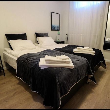 10B Gamla Læknishúsið HG15108 Hotel Saudarkrokur Eksteriør billede